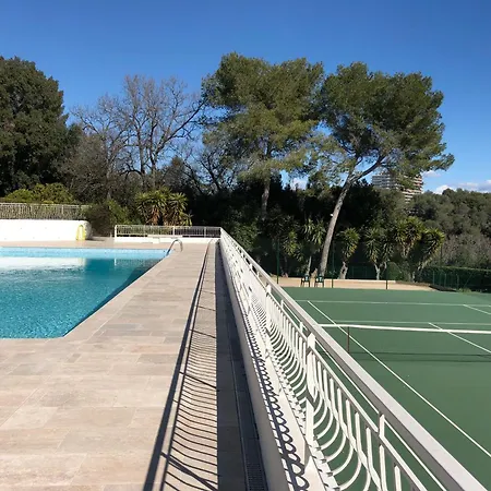 Capleouna-saint-andrieu * Villeneuve-Loubet